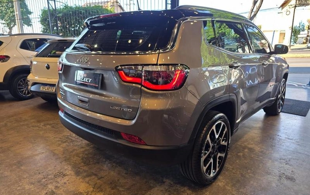 imagem-https://www.socarrao.com.br/sc-vehicle-images-prod/2939295/1788294810799-8277479_13_B_41e3455ceb.jpeg