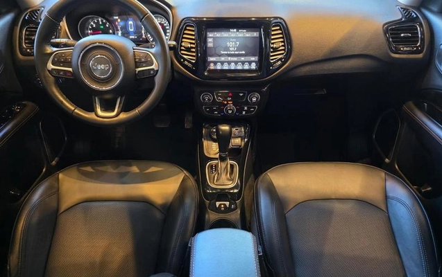 imagem-https://www.socarrao.com.br/sc-vehicle-images-prod/2939295/1788294810806-8277479_10_B_4e7ea7ee3e.jpeg
