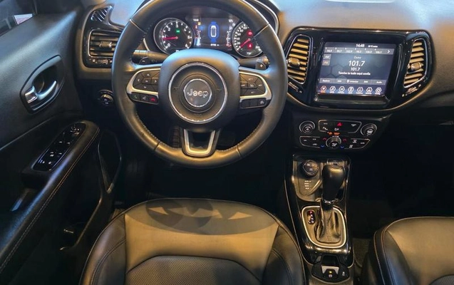 imagem-https://www.socarrao.com.br/sc-vehicle-images-prod/2939295/1788294810808-8277479_3_B_b176c3c923.jpeg