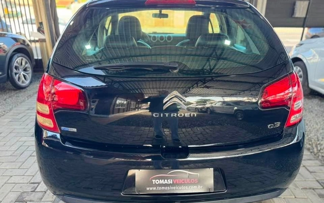 imagem-https://www.socarrao.com.br/sc-vehicle-images-prod/2939470/1785419380760-ef38ebdc-eec7-466b-adf6-b839e8cc83c7.jpg