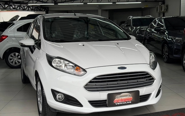 imagem-https://www.socarrao.com.br/sc-vehicle-images-prod/2940030/1785421054628-SU1HXzEyOTkuanBlZw.jpeg
