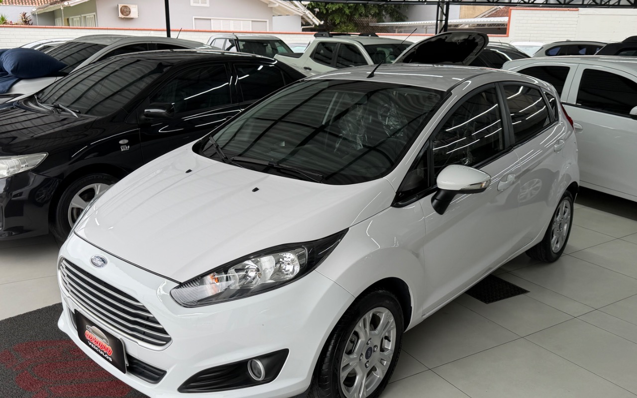 imagem-https://www.socarrao.com.br/sc-vehicle-images-prod/2940030/1785421054773-SU1HXzEzMDEuanBlZw.jpeg