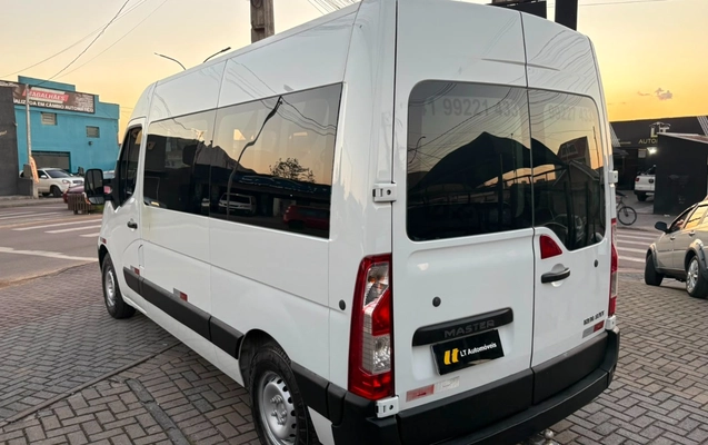 imagem-https://www.socarrao.com.br/sc-vehicle-images-prod/2940950/1785423236167-V2hhdHNBcHAgSW1hZ2UgMjAyNi0wNy0yOSBhdCAwOS40NS40MC5qcGVn.jpeg