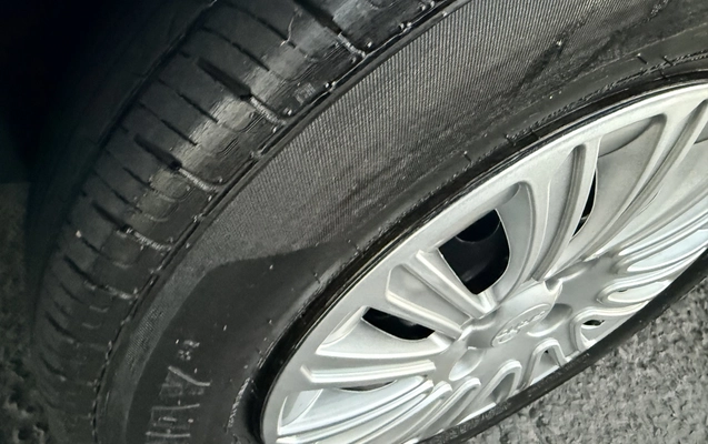 imagem-https://www.socarrao.com.br/sc-vehicle-images-prod/2941010/1785423338897-1_044704.jpg