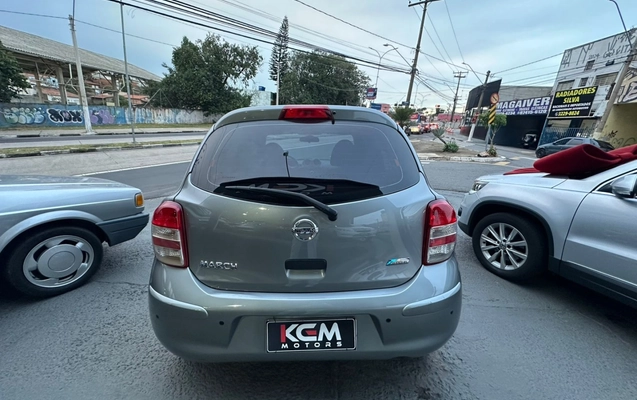imagem-https://www.socarrao.com.br/sc-vehicle-images-prod/2941011/1785423338922-5_043945.jpg
