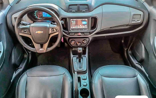 imagem-https://www.socarrao.com.br/sc-vehicle-images-prod/2941226/1789312454404-f838f2d2-02d0-43ee-b59d-940bce1e76d5.jpg