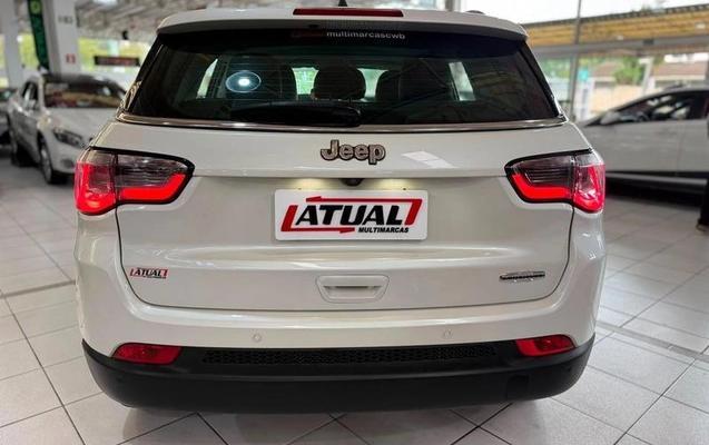 imagem-https://www.socarrao.com.br/sc-vehicle-images-prod/2941585/1787843020059-8320605_14_B_d81dfa85c7.jpeg