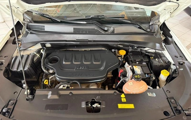 imagem-https://www.socarrao.com.br/sc-vehicle-images-prod/2941585/1787843020083-8320605_1_B_6c7fc205f7.jpeg