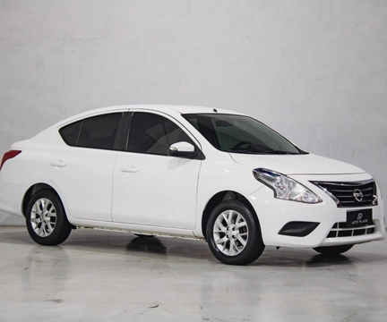 Nissan VERSA 2020 Branco — foto 1 de 3