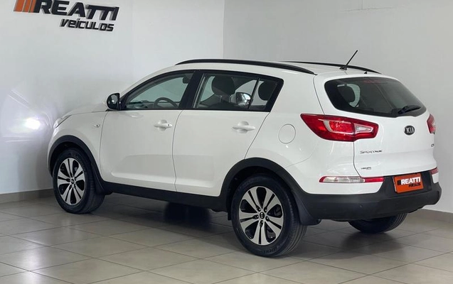 imagem-https://www.socarrao.com.br/sc-vehicle-images-prod/2943685/1788466940020-8328914_14_B_820721d5c9.jpeg