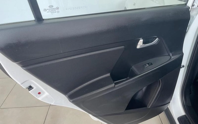 imagem-https://www.socarrao.com.br/sc-vehicle-images-prod/2943685/1788466940036-8328914_18_B_4d7601b9fd.jpeg