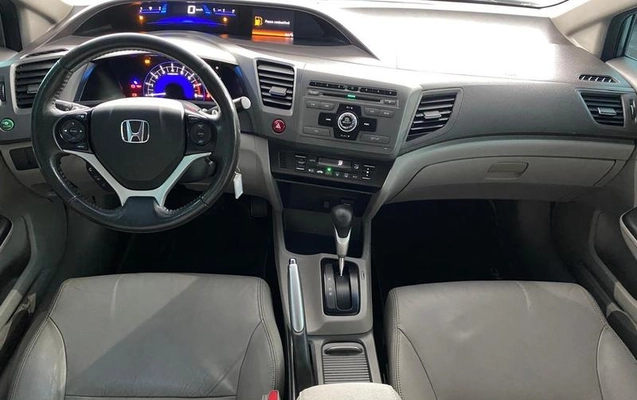 imagem-https://www.socarrao.com.br/sc-vehicle-images-prod/2943743/1789479104334-8308127_11_B_b82d3bdd5f.jpeg