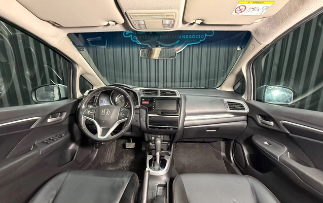 imagem-https://www.socarrao.com.br/sc-vehicle-images-prod/2943960/1789738202092-gb-8cb9511.jpeg