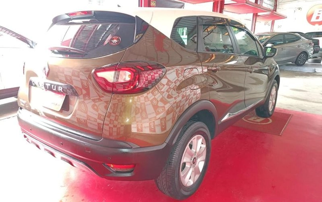 imagem-https://www.socarrao.com.br/sc-vehicle-images-prod/2944242/1786555875100-8312814_2_B_39ba5275e8.jpeg