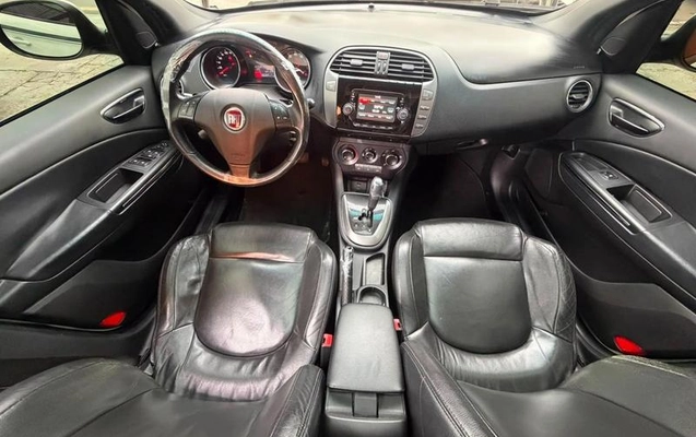 imagem-https://www.socarrao.com.br/sc-vehicle-images-prod/2944389/1785870948538-8327513_1_B_6e3ec907c0.jpeg