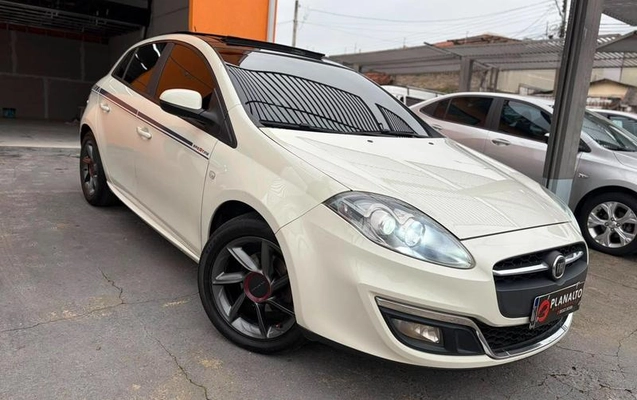 imagem-https://www.socarrao.com.br/sc-vehicle-images-prod/2944389/1785870948540-8327513_1_B_1123e82be8.jpeg