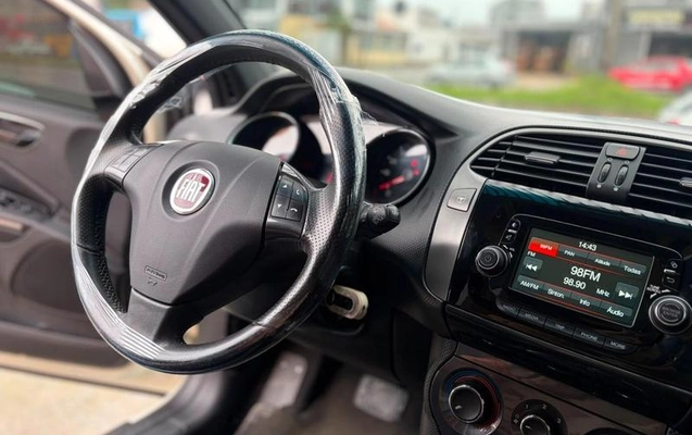 imagem-https://www.socarrao.com.br/sc-vehicle-images-prod/2944389/1785870948545-8327513_10_B_321def587a.jpeg