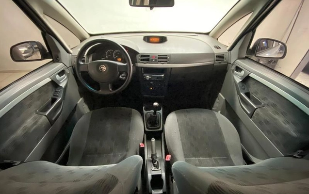 imagem-https://www.socarrao.com.br/sc-vehicle-images-prod/2944405/1789495438740-8331404_13_B_546f29f8e7.jpeg