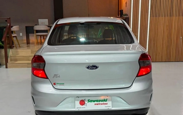imagem-https://www.socarrao.com.br/sc-vehicle-images-prod/2944608/1785431703008-vehicle_image_1785431630_f2247b8dd8fd7042ca420777dee1f3ae.jpeg