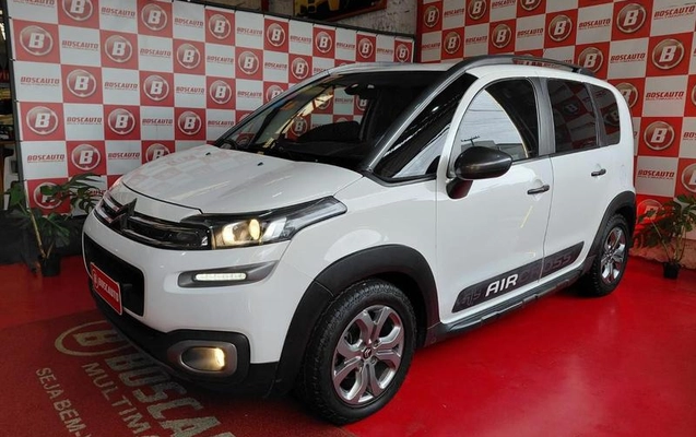 imagem-https://www.socarrao.com.br/sc-vehicle-images-prod/2944700/1788282711640-8313916_0_B_0669cd9bed.jpeg