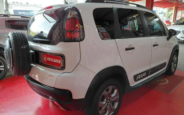 imagem-https://www.socarrao.com.br/sc-vehicle-images-prod/2944700/1788282711647-8313916_0_B_f90bf864af.jpeg