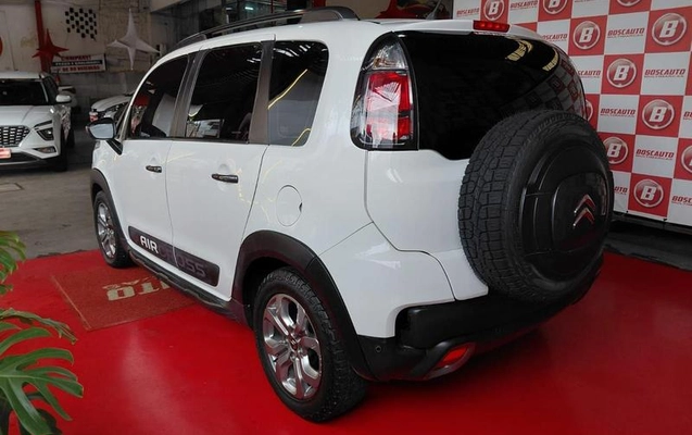 imagem-https://www.socarrao.com.br/sc-vehicle-images-prod/2944700/1788282711649-8313916_2_B_4fe70371a7.jpeg
