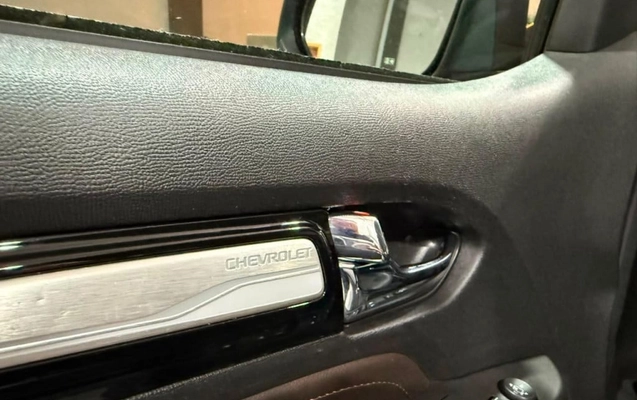 imagem-https://www.socarrao.com.br/sc-vehicle-images-prod/2945061/1789578525694-vehicle_image_1785432645_823d0bca3e52c5246b75d42b088a673e.jpeg