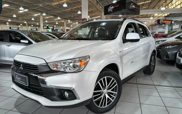 imagem-https://www.socarrao.com.br/sc-vehicle-images-prod/2945285/1787336034306-8314232_8_B_b996f5c179.jpeg