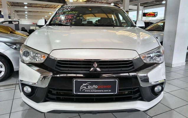 imagem-https://www.socarrao.com.br/sc-vehicle-images-prod/2945285/1787336034312-8314232_10_B_7591a91ae2.jpeg
