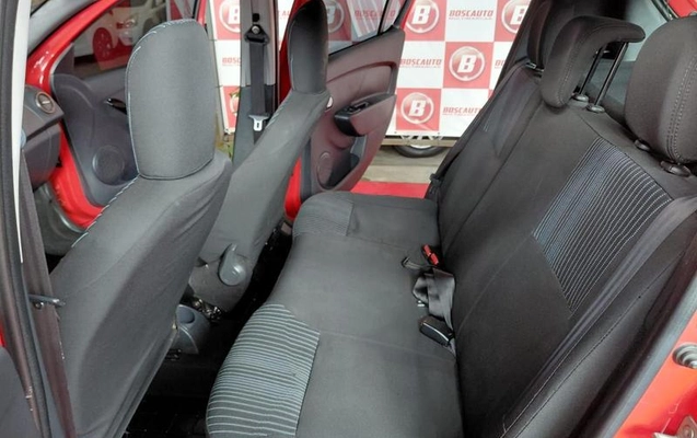 imagem-https://www.socarrao.com.br/sc-vehicle-images-prod/2945407/1786555879716-8326212_6_B_dc6be6eb13.jpeg
