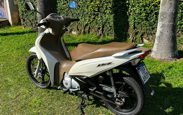 imagem-https://www.socarrao.com.br/sc-vehicle-images-prod/2945531/1785433780532-V2hhdHNBcHAgSW1hZ2UgMjAyNi0wNy0zMCBhdCAxNC4zNi40OSAoMSkuanBlZw.jpeg