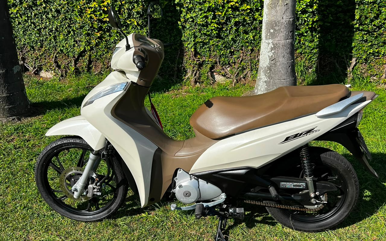 imagem-https://www.socarrao.com.br/sc-vehicle-images-prod/2945531/1785433780946-V2hhdHNBcHAgSW1hZ2UgMjAyNi0wNy0zMCBhdCAxNC4zNi41MC5qcGVn.jpeg