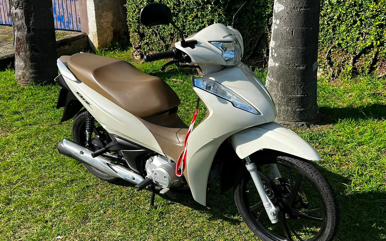 imagem-https://www.socarrao.com.br/sc-vehicle-images-prod/2945531/1785433781451-V2hhdHNBcHAgSW1hZ2UgMjAyNi0wNy0zMCBhdCAxNC4zNi41MS5qcGVn.jpeg