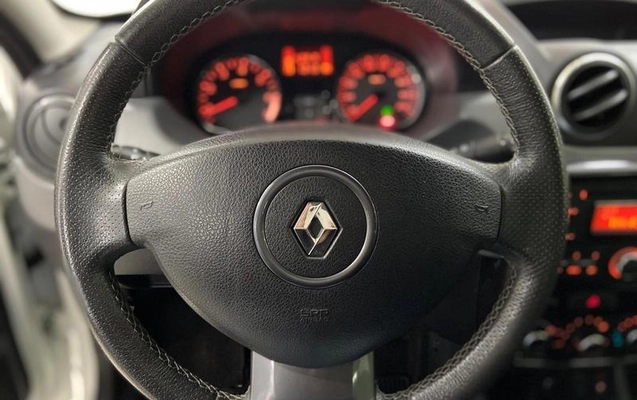 imagem-https://www.socarrao.com.br/sc-vehicle-images-prod/2945756/1788178255945-8321645_5_B_692f070f77.jpeg