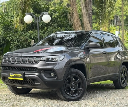 Jeep Compass 2022 Cinza — foto 1 de 3