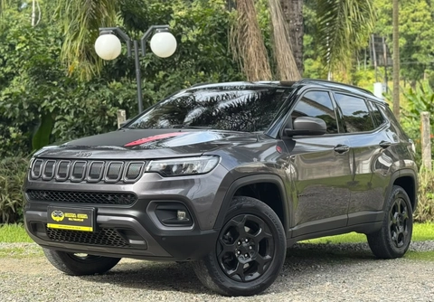 Jeep Compass 2022 Cinza — foto 1 de 3