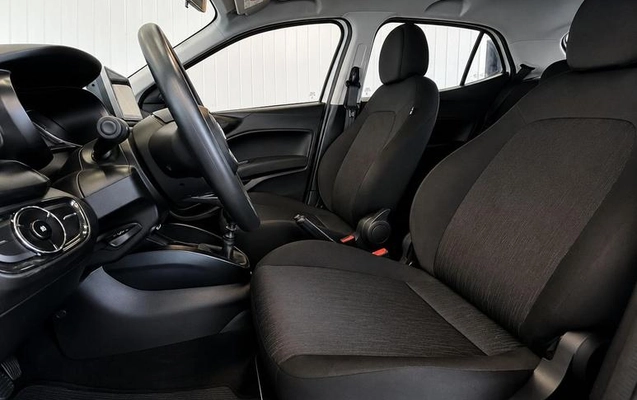 imagem-https://www.socarrao.com.br/sc-vehicle-images-prod/2946395/1788188577861-8300414_17_B_44544aae61.jpeg