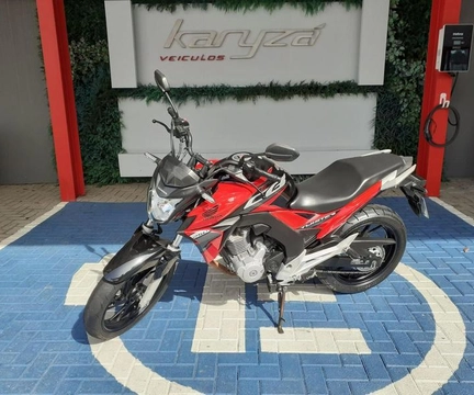 Honda CB 250 TWISTER/FLEXONE 2019 Vermelho — foto 1 de 3