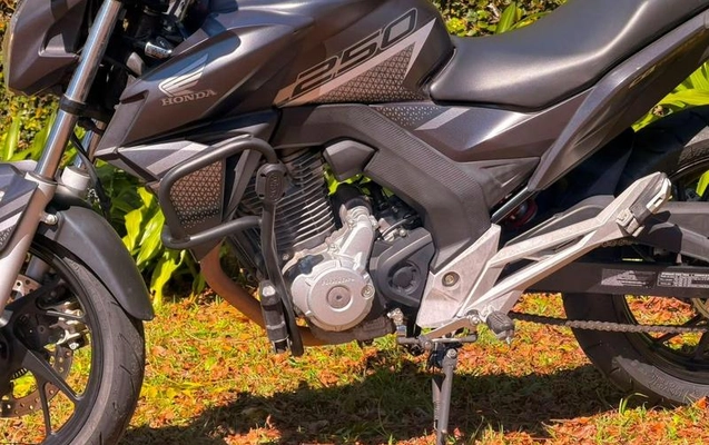 imagem-https://www.socarrao.com.br/sc-vehicle-images-prod/2947127/1786804144937-8292581_1_B_5e6a077ffb.jpeg