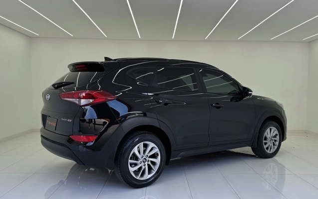 imagem-https://www.socarrao.com.br/sc-vehicle-images-prod/2947166/1790172611409-vehicle_image_1784660483_0b290e145a12d34a1d4d9ebc882da131.jpeg