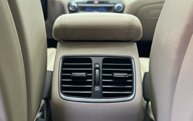 imagem-https://www.socarrao.com.br/sc-vehicle-images-prod/2947166/1790172611442-vehicle_image_1784660551_ea776573f08f5df2b933ad5d271c525d.jpeg