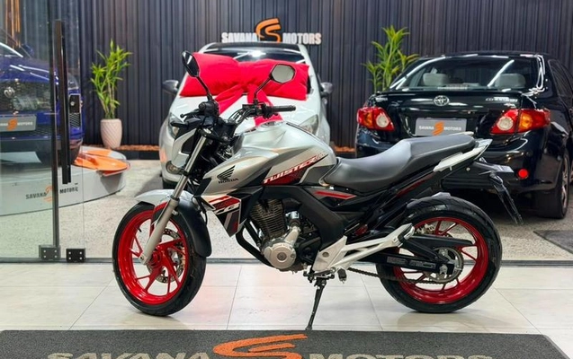 imagem-https://www.socarrao.com.br/sc-vehicle-images-prod/2947395/1789400036792-8195935_9_B_4d2923d077.jpeg