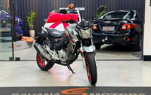 imagem-https://www.socarrao.com.br/sc-vehicle-images-prod/2947395/1789400036798-8195935_16_B_44975b99d6.jpeg
