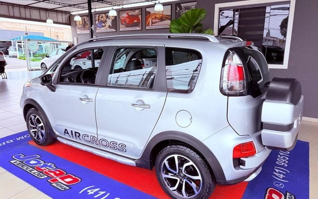 imagem-https://www.socarrao.com.br/sc-vehicle-images-prod/2947449/1790631519414-8277780_12_B_60c66464a3.jpeg