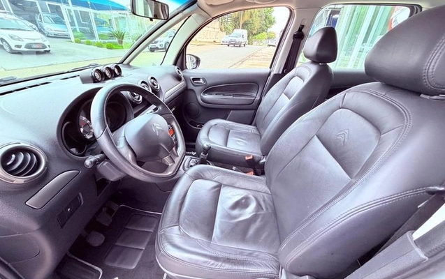 imagem-https://www.socarrao.com.br/sc-vehicle-images-prod/2947449/1790631519419-8277780_4_B_90d5ce646d.jpeg