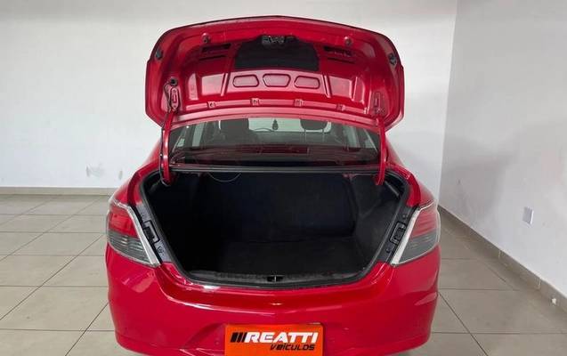 imagem-https://www.socarrao.com.br/sc-vehicle-images-prod/2947490/1788466744979-8202179_11_B_6151e56a6d.jpeg