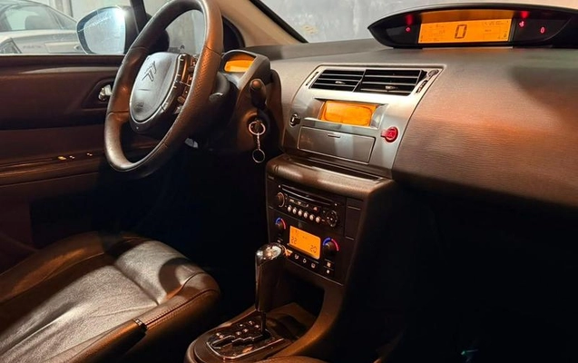 imagem-https://www.socarrao.com.br/sc-vehicle-images-prod/2947501/1789058890362-8329323_4_B_c3e2bff745.jpeg