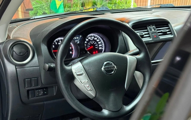 imagem-https://www.socarrao.com.br/sc-vehicle-images-prod/2947511/1785438212743-vehicle_image_1785438211_02767c5498d6a26b8bfd2b48f75be059.jpeg