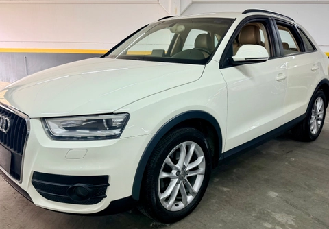 Audi Q3 2014 Branco — foto 1 de 3