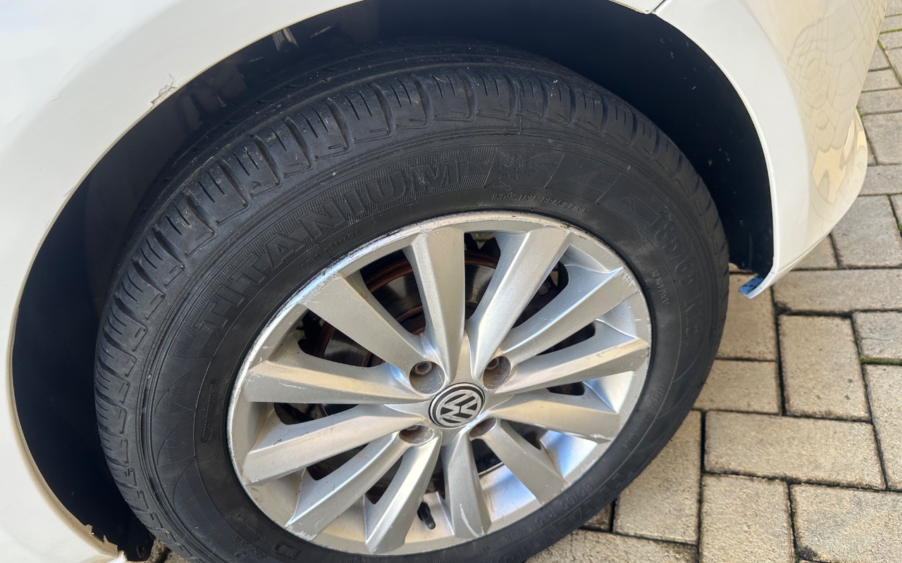 imagem-https://www.socarrao.com.br/sc-vehicle-images-prod/2947705/1785439592322-SU1HXzc4OTAuanBlZw.jpeg